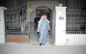 مسلم البراك اثناء خروجه من ديوان ابورمية﻿
