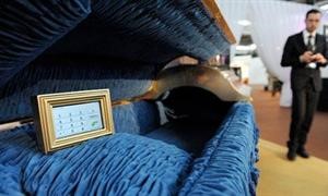 تابوت بهاتف في ايطاليا