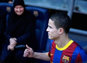 لاعب برشلونة ابراهيم افلاي ووالدته
﻿
