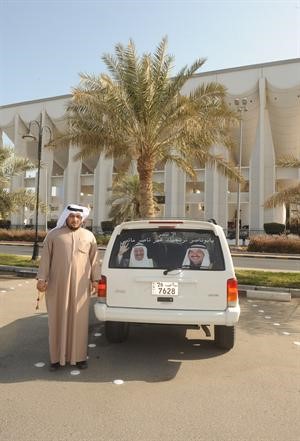 مواطن يعبر عن موقفه﻿