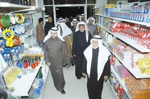 جولة بين اقسام فرع لوازم العائلةسعود سالم