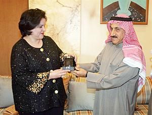 تكريم البنك التجاري
