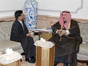 سمو رئيس الوزراء الشيخ ناصر المحمد مستقبلا السفير كاسسي ديساناياكي﻿