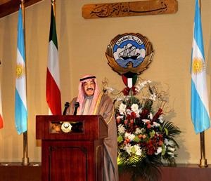 سمو رئيس الوزراء الشيخ ناصر المحمد يلقي كلمته
﻿
