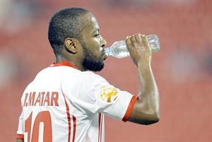 اسماعيل مطر مطالب اليوم بفك النحس الذي لازم الهجوم الاماراتي في البطولة﻿