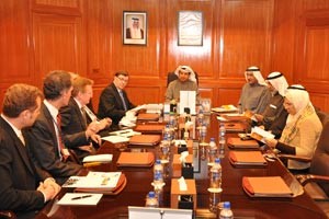 دبدر الشريعان خلال لقائه وزير التجارة الفنلندي والوفد المرافق له