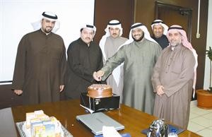 تكريم صالح البارود من قبل ادارة جمعية مشرف﻿