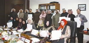 جانب من المشاركين في الدورة ويبدو ممؤيد السريع وصالح البارود وعثمان المحطب﻿