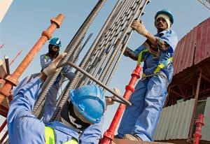 الاجانب هم الخيار الامثل لسوق العمل في البحرين﻿