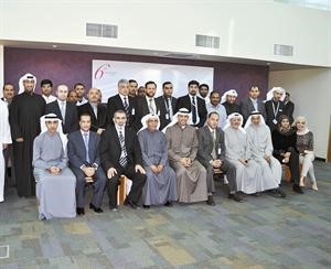 الياقوت متوسطا المكرمين﻿