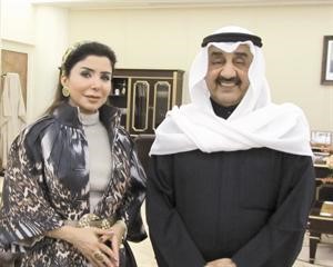 رئيس مجلس الامة جاسم الخرافي مع منيرة عاشور﻿