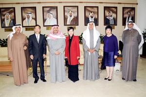 رئيس مجلس الامة جاسم الخرافي مستقبلا نظيره في هونغ كونغ بحضور عبدالله الرومي﻿﻿متين غوزال﻿