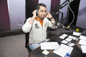 المذيع احمد الموسوي في البرنامج
﻿﻿ فريال حماد﻿
