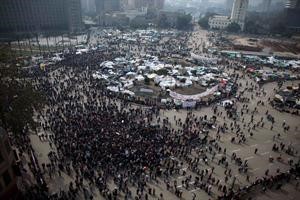 متظاهرون يواصلون اعتصامهم في ميدان التحرير ﻿﻿افپ﻿