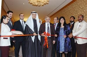 وزير الصحة دهلال الساير مفتتحا المؤتمرقاسم باشا
