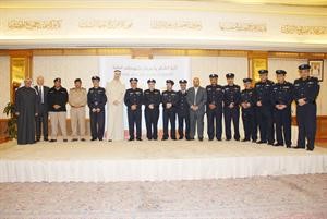 اللواء جاسم المنصوري وقيادات الاطفاء مع طارق سلطان وفريق العمل بـ اجيليتي﻿