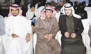 الزميل حسين الشمري والشاعران احمد ندا ومحمد العايضي