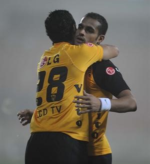 نجما النصر والشباب بدر المطوع ومساعد ندا وجها لوجه اليوم﻿