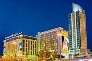فندق «شيراتون» الكويت وفندق «فوربوينتس» يرتديان ثوب الفرح تزامناً مع الاحتفالات الوطنية