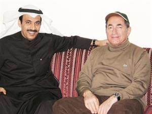 دعيج العتيبي الى جانب فوزي النحاس﻿