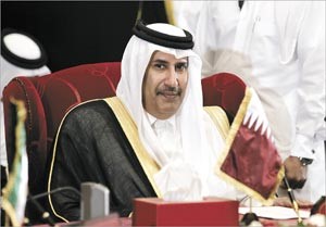 رئيس وزراء قطر ووزير الخارجية الشيخ حمد بن جاسم خلال مؤتمر وزراء خارجية التعاون