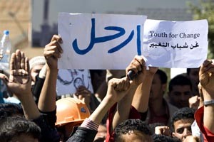 اليمن: الشباب المعارض يناشد شيوخ القبائل احتضان الثوار 
