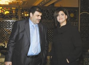 الزميل فريد سلوم مع رئيسة تحرير صحيفة تشرين السورية سميرة المسالمة
﻿