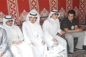 من الحضور في الحفل
