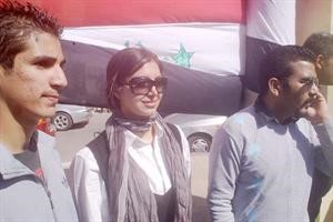 المطربة كلوديا حنا في وقفة احتجاجية في القاهرة﻿