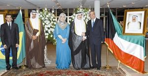 سفيرنا لدى البرازيل يوسف عبدالصمد مستقبلا المهنئين﻿