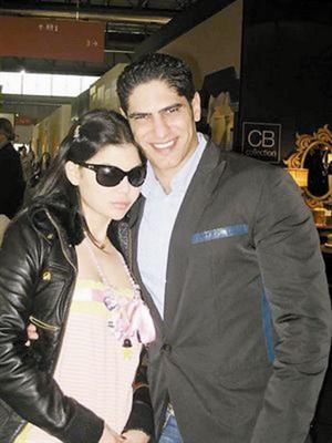 هيفاء مع زوجها ابوهشيمة﻿