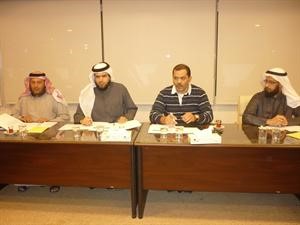 دعادل الدمخي خلال اجتماع الجمعية العمومية﻿