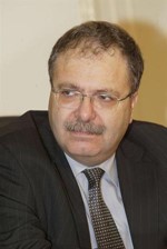 طارق متري