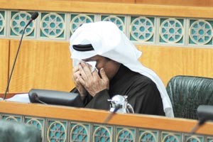 مسلم البراك يبكي خلال حديثه عن المرحوم باذن الله محمد الميموني