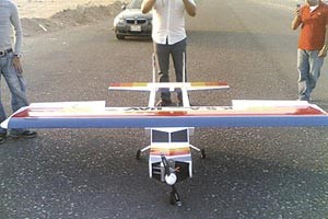 تصميم أول طائرة سعودية دون طيار تعمل بالطاقة الشمسية.. و500 طائرة خاصة بنهاية 2011 في السعودية
