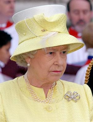 الملكة اليزابيث الثانية﻿