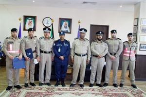 اللواء طارق حمادة متوسطا المكرمين