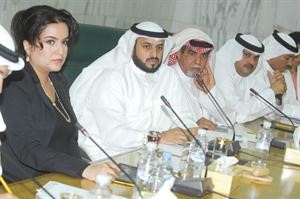 معبدالله العنزي وماشواق المضف ومحمد المفرج وفرز المطيري خلال الاجتماع

