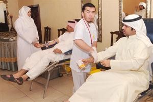 جانب من حملة التبرع بالدم
