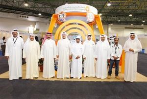 لقطة جماعية في جناح الشركة