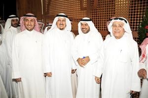مبارك الدويلة مباركا للدقباسي﻿