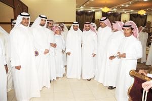 عدد من المهنئين﻿