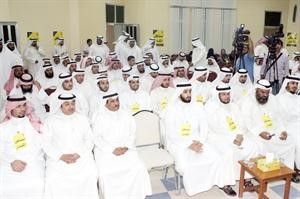 جانب من الحضور خلال الندوة﻿