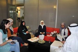 الشيخة حصة السالم مع المهندسين﻿