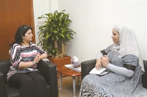درنا الفارس متحدثة للزميلة الاء خليفة