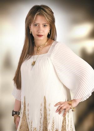 الاعلامية مي العيدان﻿