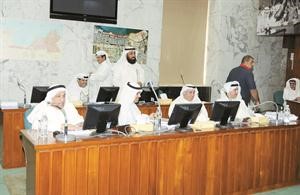 جانب من الاعضاء خلال الجلسة