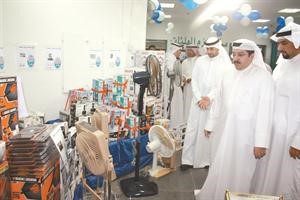 جولة للاطلاع على المعروضات