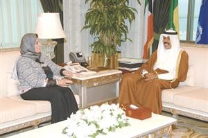 سمو ولي العهد الشيخ نواف الاحمد مستقبلا دفايزة الخرافي