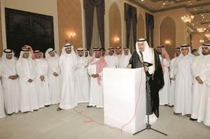 الشيخ فيصل الحمود مخاطبا الحضور